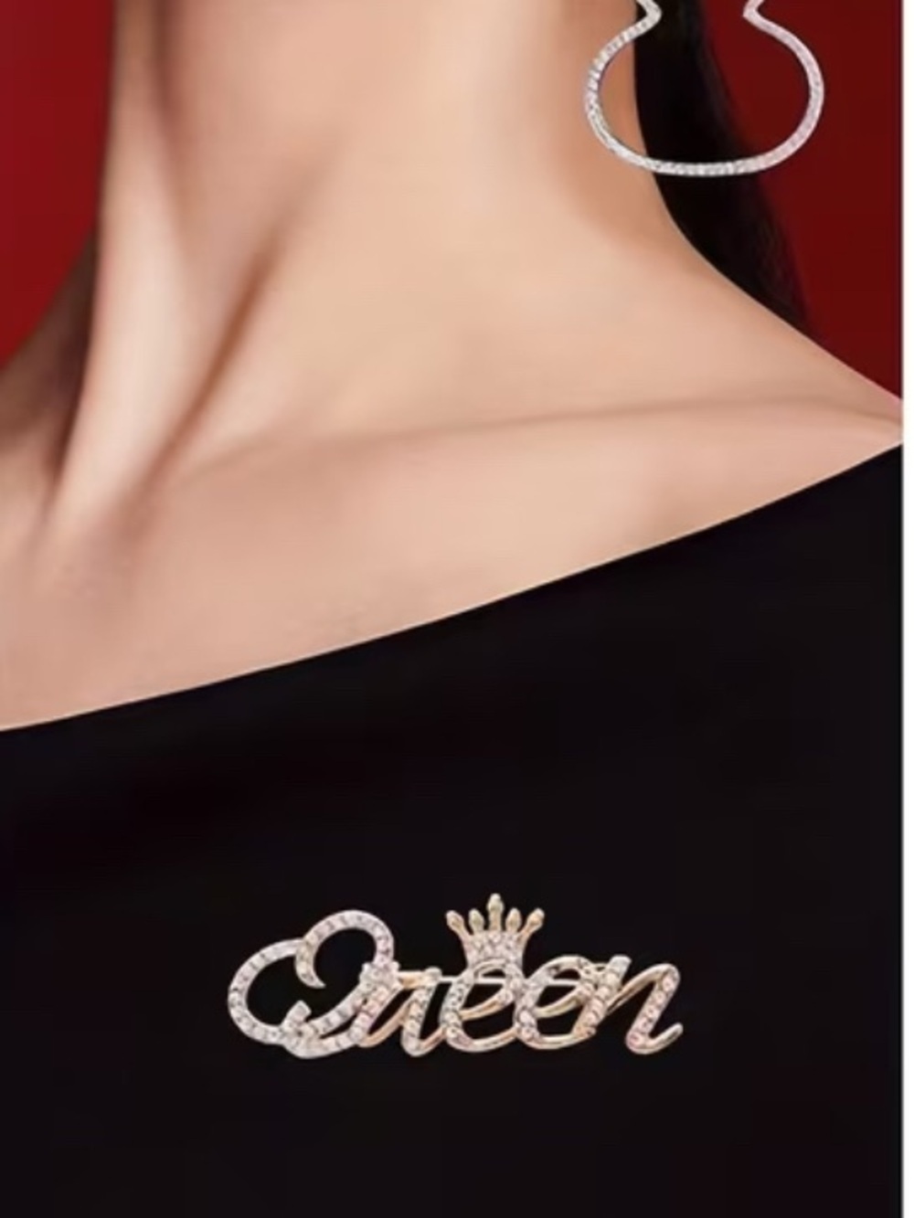 Luxury Brooch Pin - Queen Crystal Gold Tone